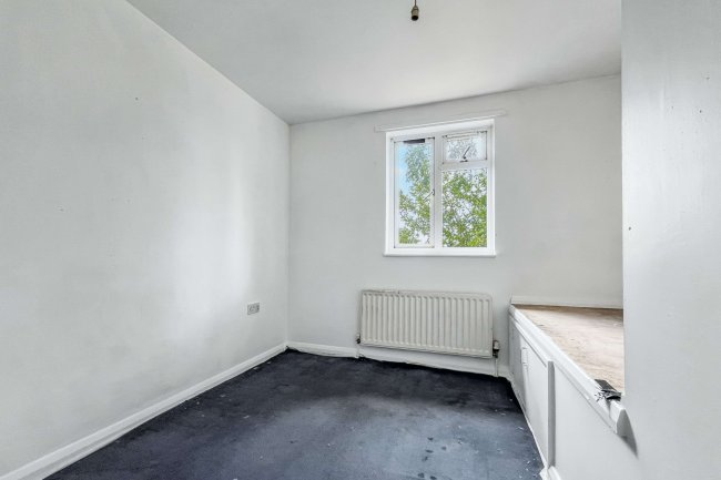 121 Halcot Avenue, Bexleyheath, DA6 7QA 10