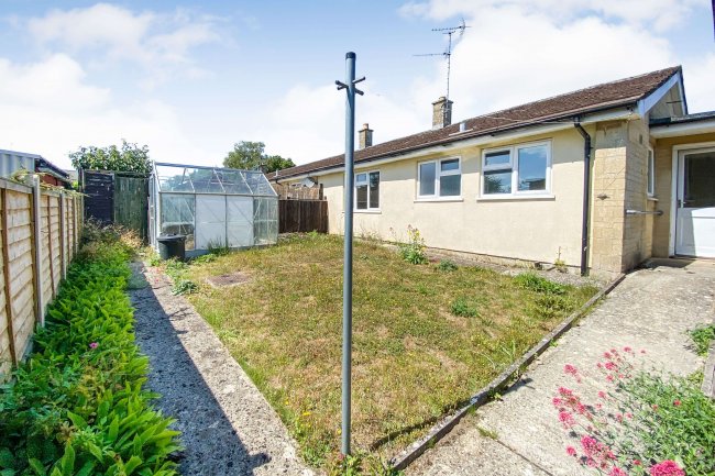 54 High Street, Purton, Swindon, Wiltshire, SN5 4BB 8