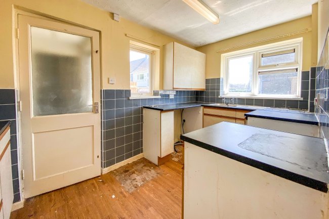 54 High Street, Purton, Swindon, Wiltshire, SN5 4BB 8