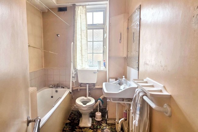 Flat 5 Ashley Court, Morpeth Terrace, London,  SW1P 1EN 7