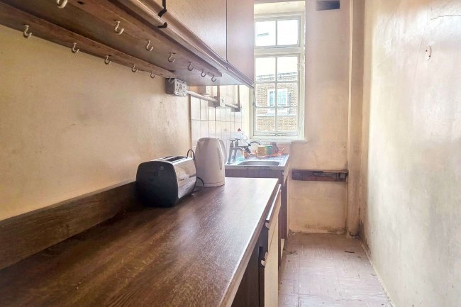 Flat 5 Ashley Court, Morpeth Terrace, London,  SW1P 1EN 7