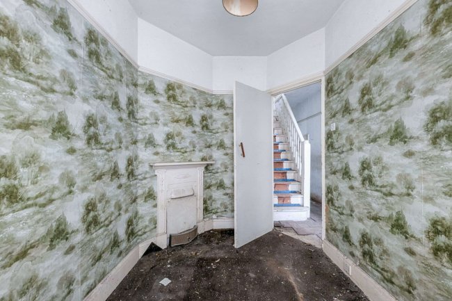 5 Maple Avenue, Gillingham, Kent, ME7 2NT 8