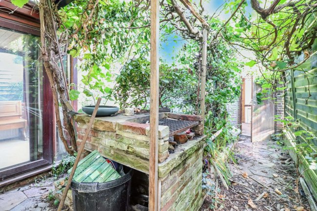 31 Swinburn Road Norton, Stockton-on-Tees TS20 2DG 10