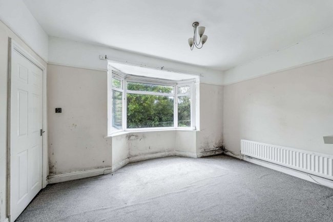 17 The Oval, Newcastle Upon Tyne, NE6 3LH 4