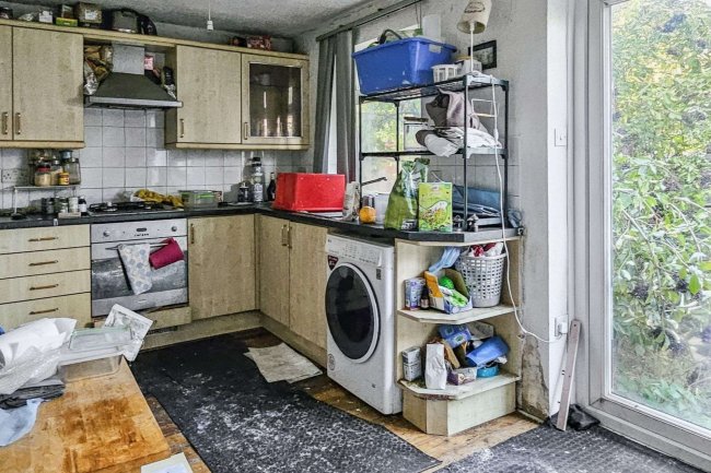 45 Pembroke Road, Wembley, HA9 7PD 4