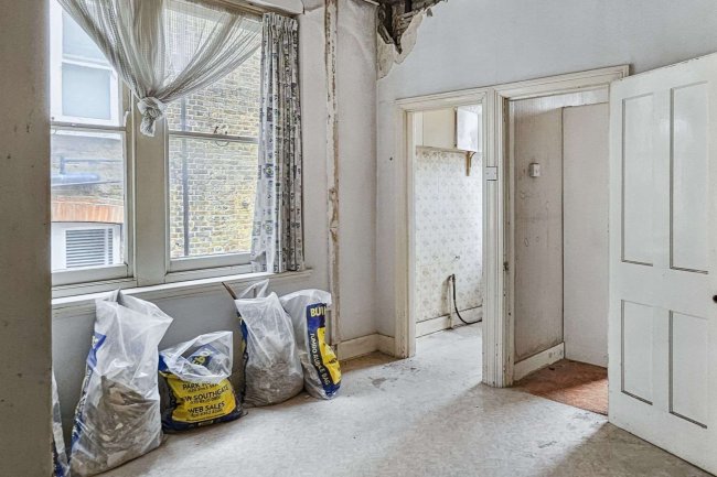 70 Delaware Mansions, Delaware Road, Maida Vale, London, W9 2LJ 8