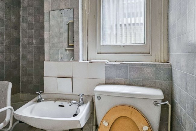 70 Delaware Mansions, Delaware Road, Maida Vale, London, W9 2LJ 8