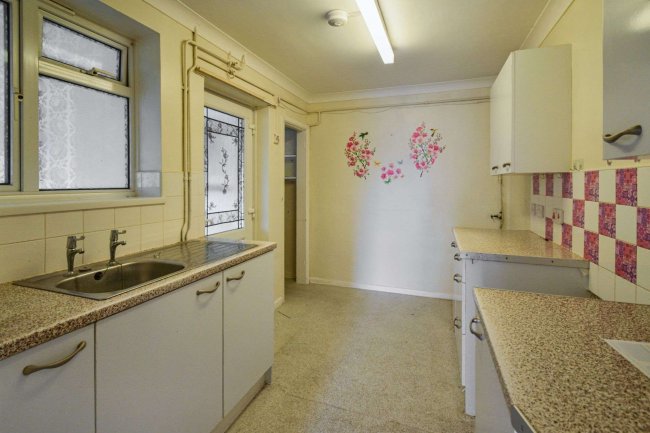 4 Sir Edward Stracey Road, Rackheath, Norwich, NR13 6PP 6