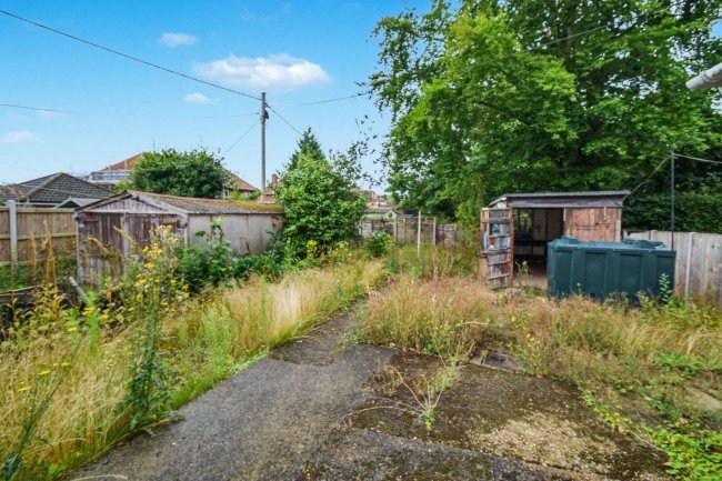 4 Sir Edward Stracey Road, Rackheath, Norwich, NR13 6PP 6