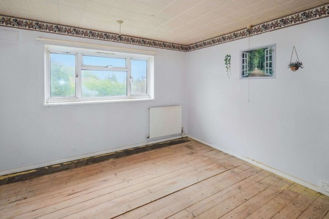 4 Sir Edward Stracey Road, Rackheath, Norwich, NR13 6PP 6