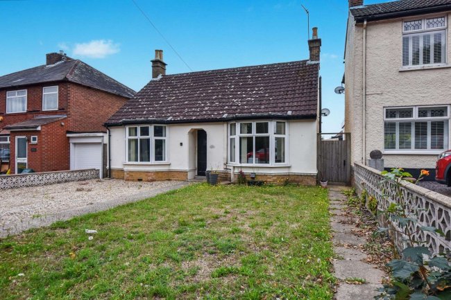 179 Mersea Road, Colchester, Essex, CO2 8PN 5