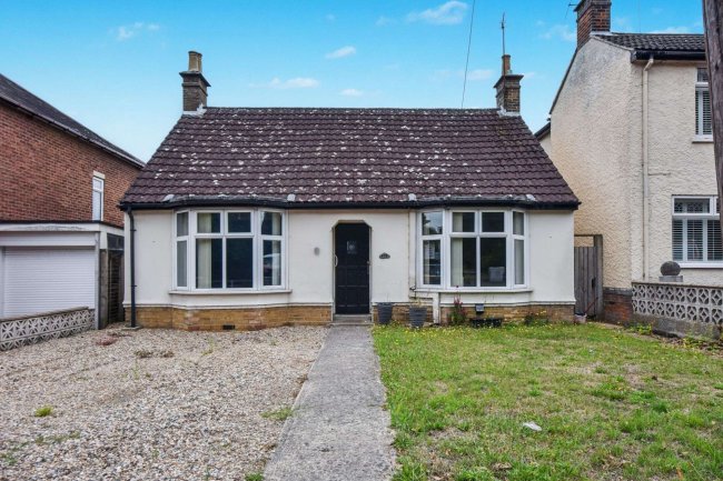 179 Mersea Road, Colchester, Essex, CO2 8PN 5