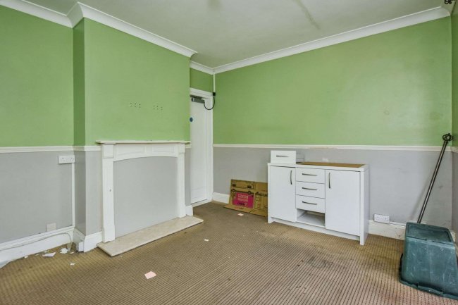 179 Mersea Road, Colchester, Essex, CO2 8PN 5