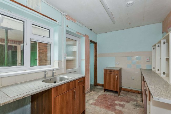 12 Woodforde Close, Weston Longville, Norwich, NR9 5AJ 5