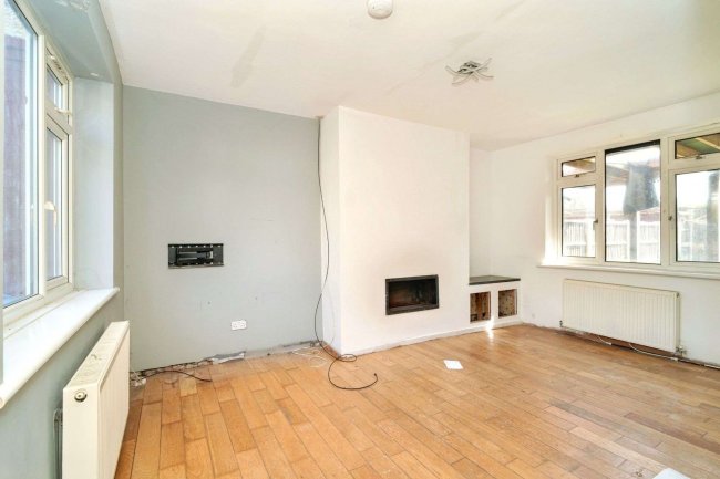 5 Marple Grove, Stretford, Manchester M32 0BD 5