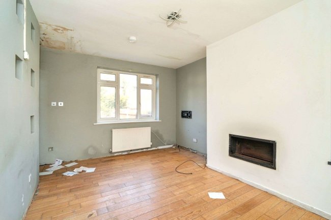 5 Marple Grove, Stretford, Manchester M32 0BD 5