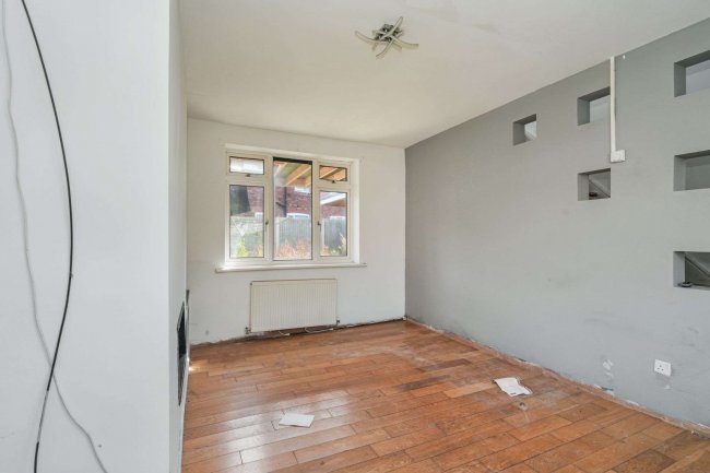 5 Marple Grove, Stretford, Manchester M32 0BD 5