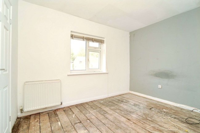 5 Marple Grove, Stretford, Manchester M32 0BD 5