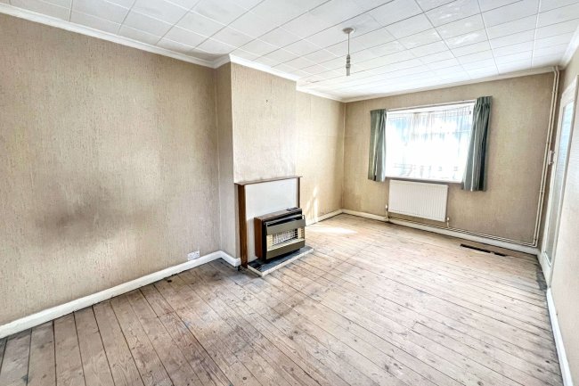 38 Dale Road, Crayford, DA1 3PQ 4