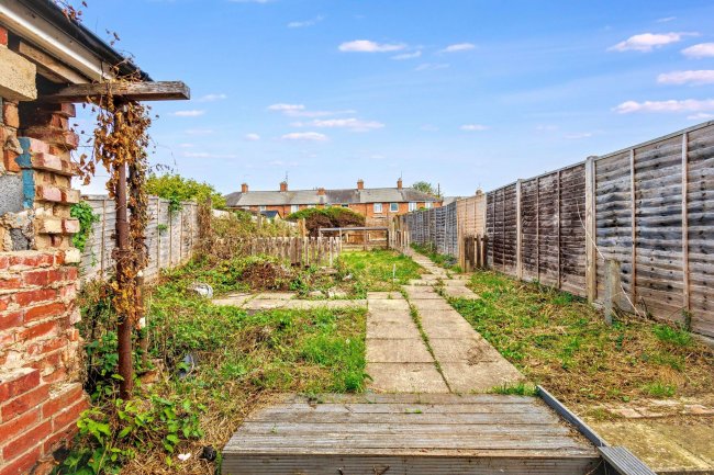 97 Trafford Road, Rushden, Northamptonshire, NN10 0JF 10