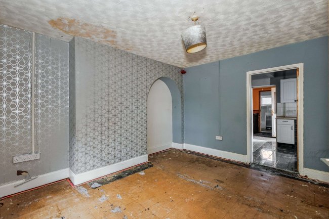 97 Trafford Road, Rushden, Northamptonshire, NN10 0JF 10