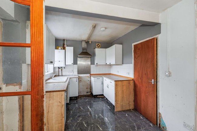 97 Trafford Road, Rushden, Northamptonshire, NN10 0JF 10