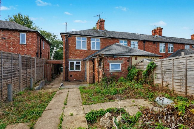 97 Trafford Road, Rushden, Northamptonshire, NN10 0JF 10