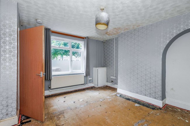 97 Trafford Road, Rushden, Northamptonshire, NN10 0JF 10