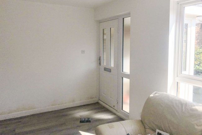 Land and house at 241 Gunville Road, Newport, Isle of Wight, PO30 5LU 3