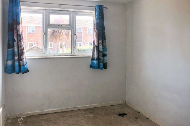 Land and house at 241 Gunville Road, Newport, Isle of Wight, PO30 5LU 3