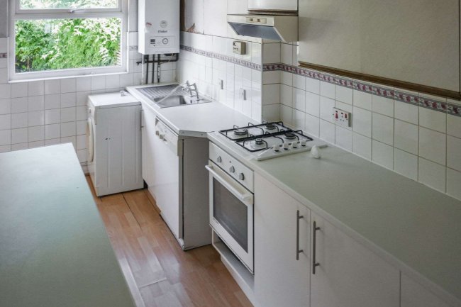 38 Ladbrook Road, South Norwood, London, SE25 6QD 9