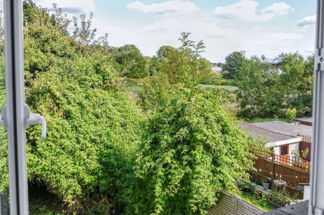 38 Ladbrook Road, South Norwood, London, SE25 6QD 9