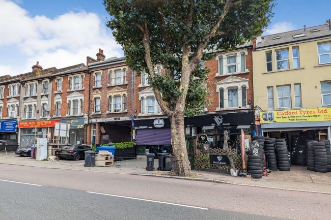 226-228 Brownhill Road, London, SE6 1AT 9