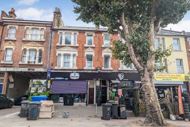 226-228 Brownhill Road, London, SE6 1AT 9