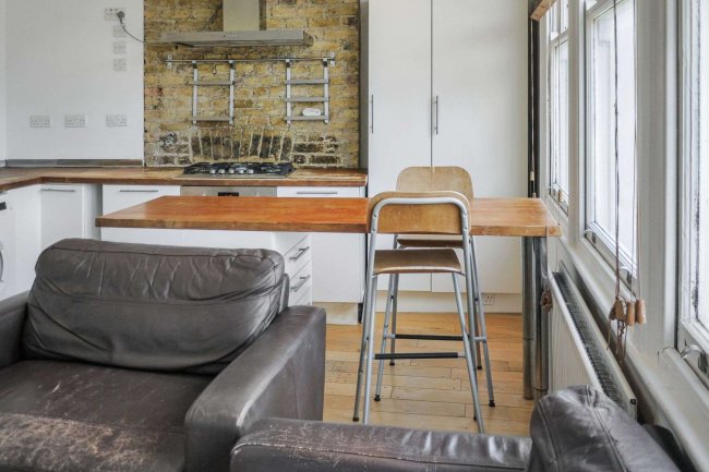 Flat B, 2E Blandfield Road, London, SW12 8BG 3