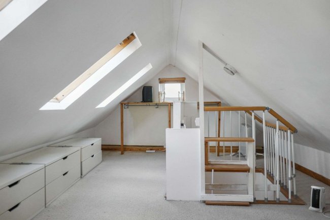 Flat B, 2E Blandfield Road, London, SW12 8BG 3