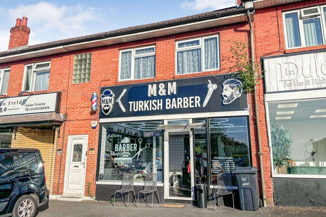 9 East Howe Lane, Kinson, Bournemouth, Dorset, BH10 5HX 5