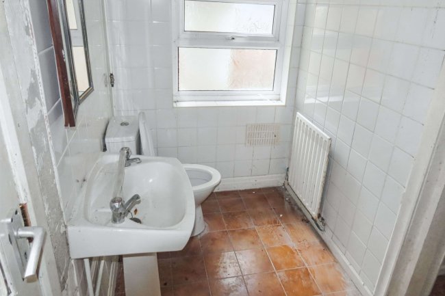 Flat 2, 67 King Street, Southport, Merseyside, PR8 1LG 4