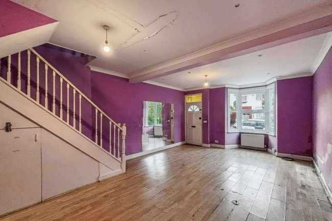 62 Cavendish Road, Edmonton, London N18 2LS 8