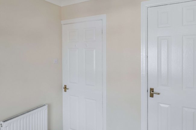 6 Fayre Road, Fareham PO16 0UB 1