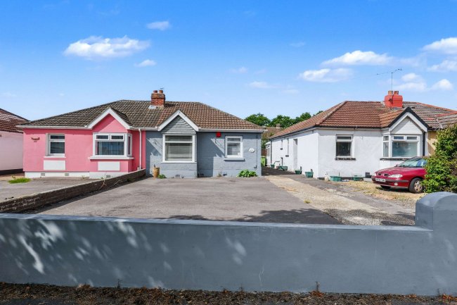 281 Gosport Rd, Fareham PO16 0QF 2