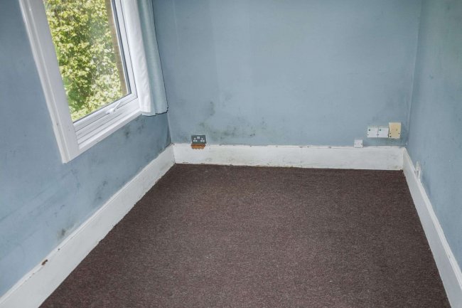 Flat 3, 1 Burgoyne Road, London SE25 6JT 1