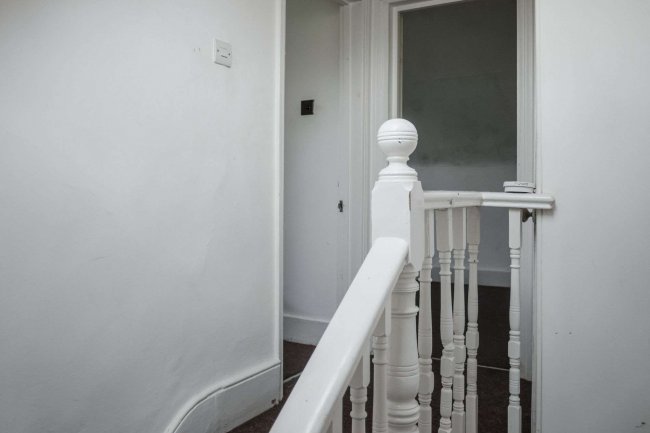 Flat 3, 1 Burgoyne Road, London SE25 6JT 1