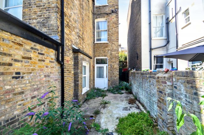 151a Ashmore Road, Queens Park, London W9 3DA 7