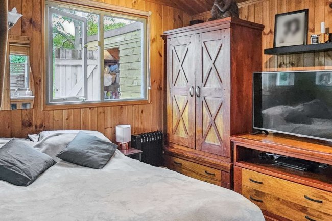 10 Taggs Island, Hampton Court, TW12 2HA 6