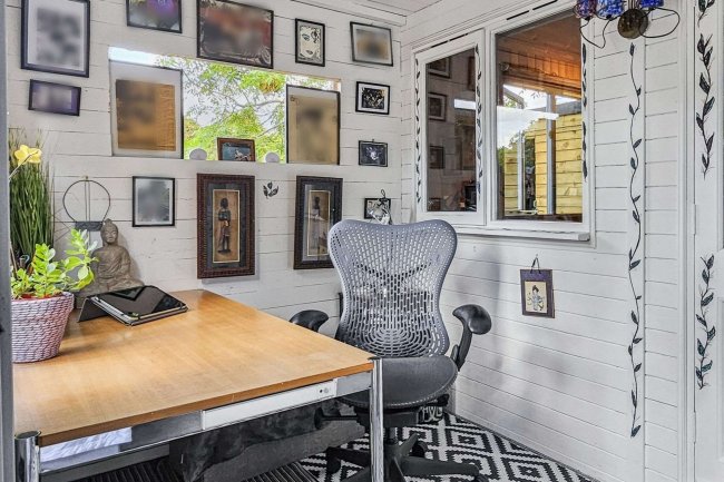 10 Taggs Island, Hampton Court, TW12 2HA 6