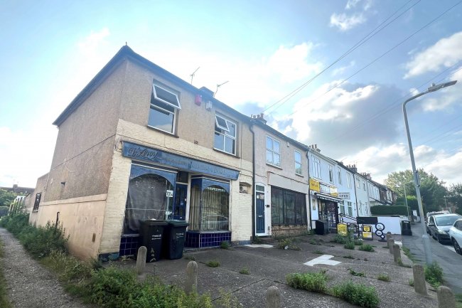 101A Sun Lane, Gravesend, Kent, DA12 5HW 10