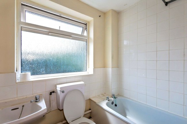 18 Nash Drive, Abingdon, Oxfordshire OX14 5PT 10