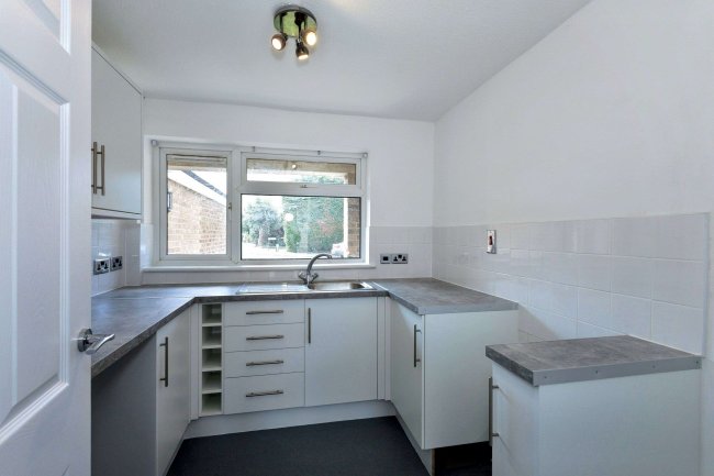 16 Nash Drive, Abingdon, Oxfordshire OX14 5PT 9