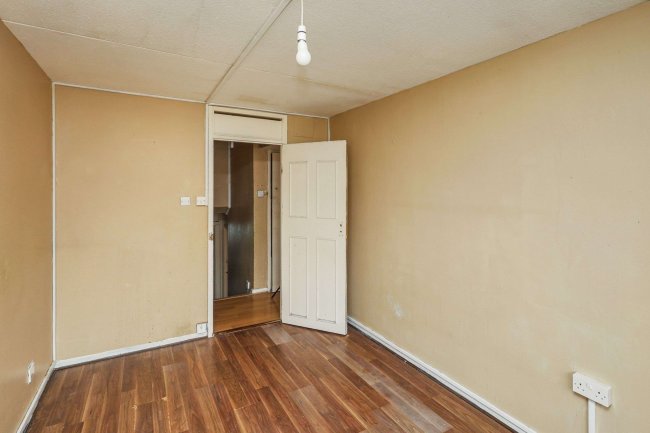 15 Linslade House, Lisson Green Estate, 36 Paveley Street, Marylebone, London NW8 8TL 9